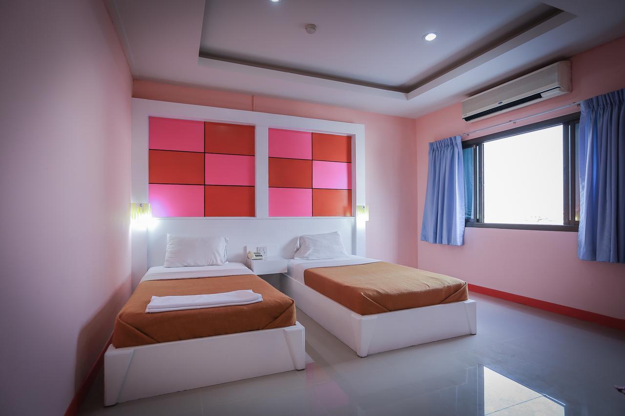 Grand Leo Hotel Khon Kaen Buitenkant foto